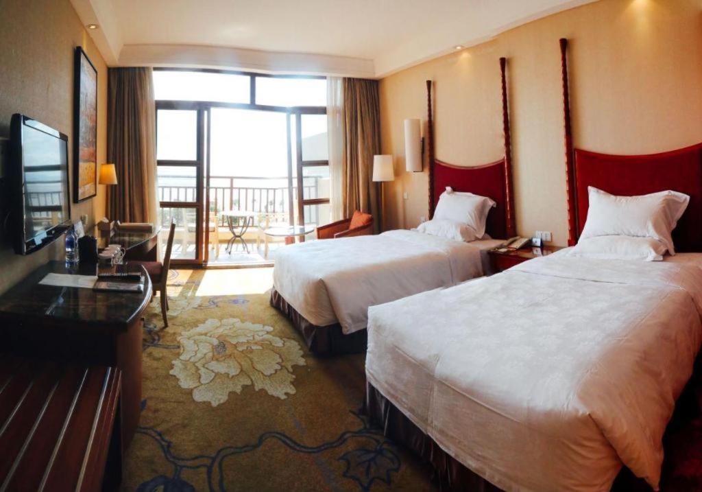 Ocean Spring Metropark Hotel Zhuhai Exterior photo