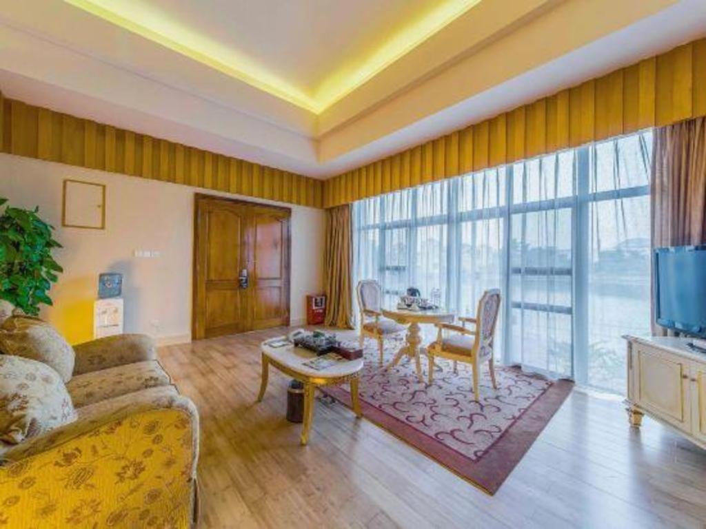 Ocean Spring Metropark Hotel Zhuhai Exterior photo